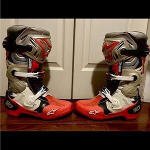 Alpinestars Tech 10 men’s Red White Silver Motocross Boots